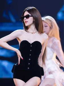 Chinese Actress Zhao Lusi Builds Multimillion-Dollar Empire with Beauty Debut