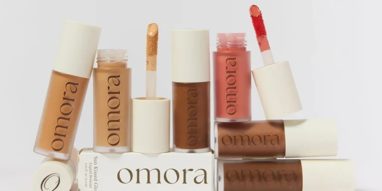 Omora Beauty Lab entra no Sephora Accelerate com maquiagem para pele acneica